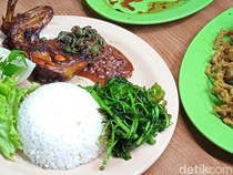 10 Tempat Makan Terkenal Enak di Bandung, Ada Warung Nasi-Seafood