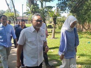 Jabar Hari Ini: Pertemuan Rahasia Zulhas-Susi hingga Adu Banteng di Sumedang