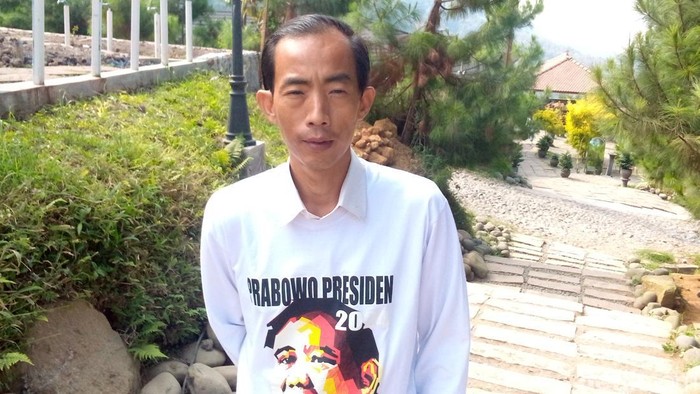 avid Indrajaya alias Jokowi KW merapat menjadi pendukung Prabowo Subianto sebagai Capres.