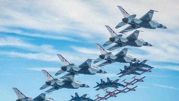 Satu-satunya foto yang pernah diambil dari pesawat Concorde yang terbang dengan kecepatan Mach 2 (1.350 Mph). Diambil Dari Jet Tempur Raf Tornado, yang hanya bertemua dengan Concorde selama 4 menit di atas laut Irlandia: Tornado dengan cepat kehabisan bahan bakar, berjuang untuk mengimbangi kecepatan Concorde pada Mach 2 Foto: Boredpanda