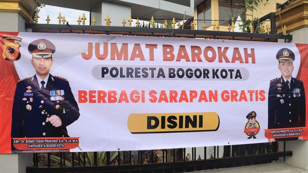 Jumat Berkah  Kapolresta Bogor Kota Kombes Bismo Teguh Prakoso