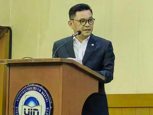 Kang Ace Tepis Anggapan Demokrasi Buruk: Anies Masih Bisa Kritik