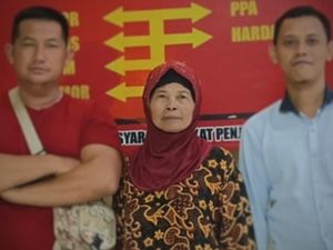 Sakit Hati Nenek Digeledah-Dituduh Curi Coklat Saat Belanja di Minimarket