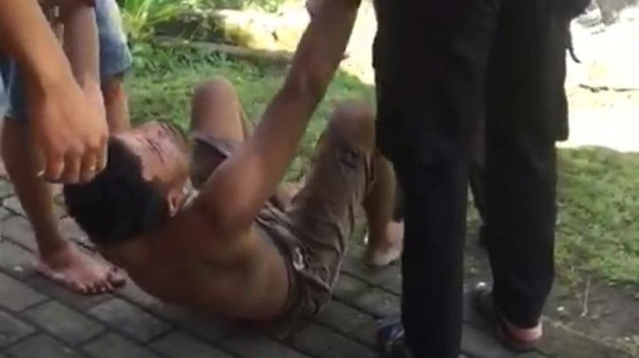 Pelaku pencurian di Ternate yang ditangkap sendiri oleh korbannya.