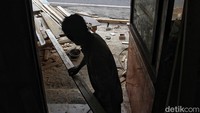 Adapun Pasal 250 Bab XIX UU PPSK mengatur bahwa kredit macet bank dan non-bank BUMN kepada UMKM dapat dilakukan penghapusbukuan dan penghapustagihan untuk mendukung kelancaran pemberian akses pembiayaan kepada sektor tersebut.  