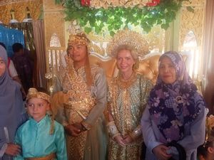 Bule Polandia Dinikahi Pria Sinjai, Boyong 26 Orang Keluarga Hadiri Resepsi