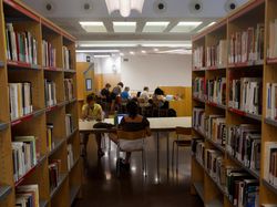 Hal-hal Indah Sebelum Internet dan HP yang Mulai Terlupakan