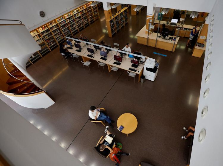 Perpustakaan di Barcelona Jadi Tempat Berlindung Saat Panas Menerjang