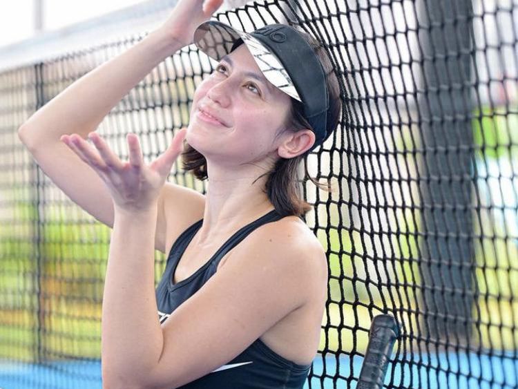 8 Foto Pevita Pearce Pamer Wajah No Makeup, Pesonanya Bikin Jatuh Hati