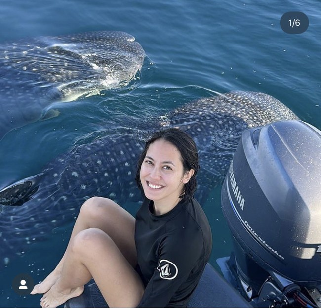 Meskipun tanpa makeup dan terkadang berjerawat, artis kelahiran 1992 ini pun terlihat cantik dan memikat. Jadi, bagaimana menurutmu dengan penampilan Pevita Pearce tanpa riasan ini? Foto: Dok. Instagram Pevita Pearce