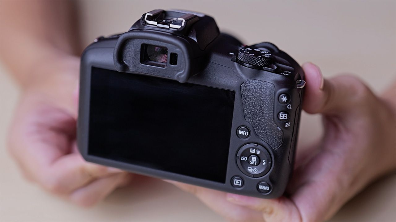 Review Canon EOS R100 Kamera Basic buat pemula