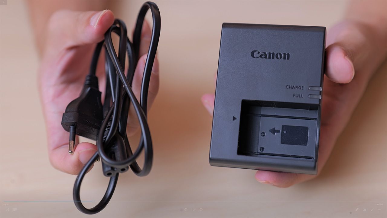 Review Canon EOS R100 Kamera Basic buat pemula