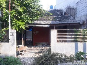 Aliran Listrik ke Rumah Reyot yang Ditinggali Putri Diputus Sejak 2016