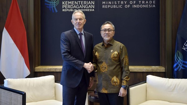 Saat Tony Blair Tawarkan Bantuan Lawan Uni Eropa soal UU Deforestasi