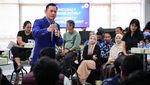 Semringah AHY jadi Pembicara di UGM