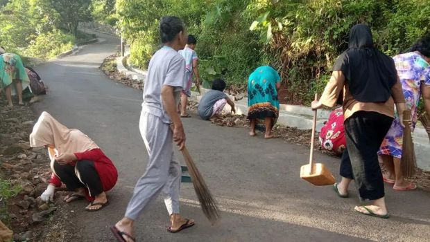 Suasana Desa Cikopo di Sumedang.