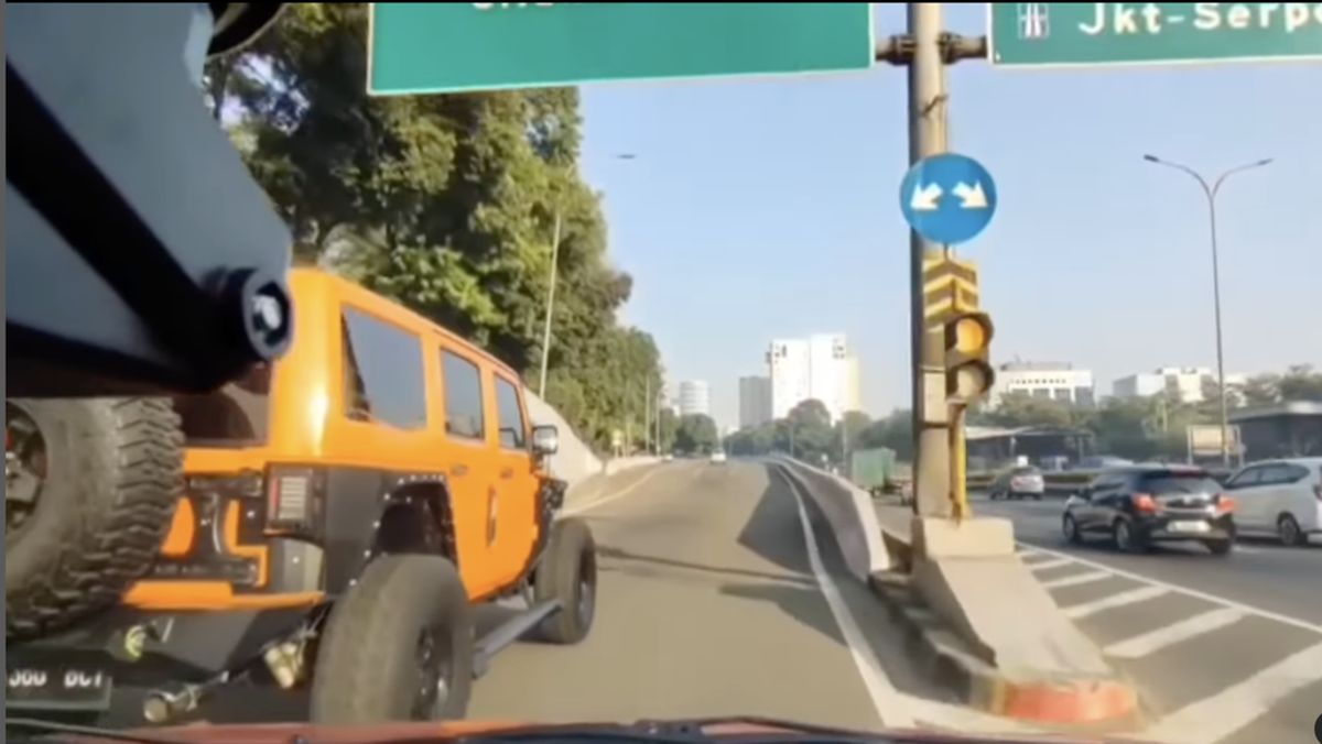 Viral Jeep Wrangler Rubicon Kabur Usai Nyalip dari Bahu Jalan dan Nyerempet  Mobil