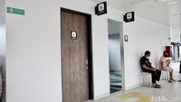 Salah satu petugas berharap halte ini dapat terjaga dengan baik dan tetap rapi seperti awal setelah direvitalisasi.
