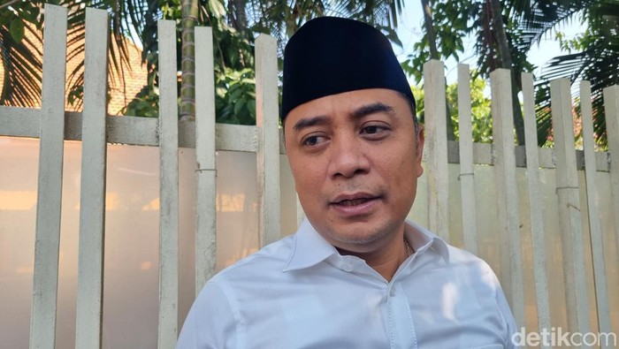 Wali Kota Surabaya Eri Cahyadi