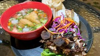 Mendapati julukan bintaro pride, beragam makanan, minuman dan kopi untuk sekadar nongkrong bersama ataupun sambil bekerja. Berbagai sajian kopi dan makanan Indonesia di tawarkan, mulai dari Arabika dan Robusta, agar pengunjung dapat menikmati pengalaman minum kopi santai dan tak kalah mewah dengan coffee shop sejenisnya. 