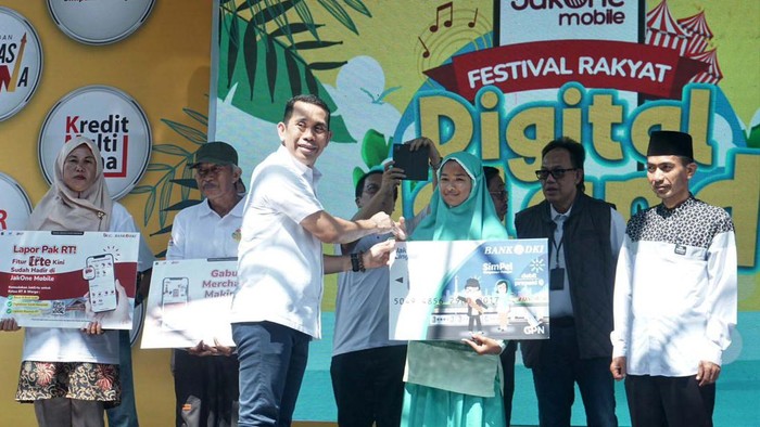 Bank DKI bersama OJK gelar pesta rakyat Digital Island DKI. Acara ini berlangsung di Pulau Pramuka, Kepulauan Seribu, Jumat, 21 Juli 2023.