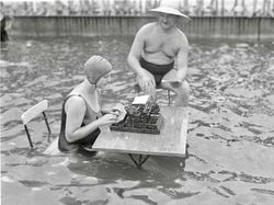 Deretan Foto Jadul Punya Cerita Pilu hingga Mencengangkan
