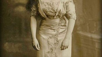 Sebuah Potret Yang Diambil Dari Seorang Wanita Saat Sedang Bersin Foto: Facebook/OldPhotos1