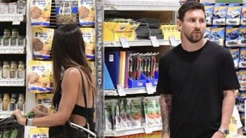 Gegara tas, istri Messi seperti sedang hamil. Foto: Reddit  