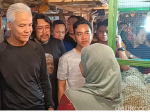 Momen Ganjar dan Gibran Lari Pagi Lalu Blusukan di Pasar Bogor