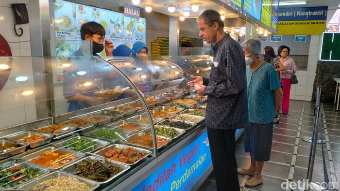 Kehidupan Tak Pernah Berakhir, restoran bagi vegan di Bandung.