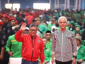 Hasto dan Elly Rachmat Yasin Panggil Ganjar Presiden saat Konsolidasi