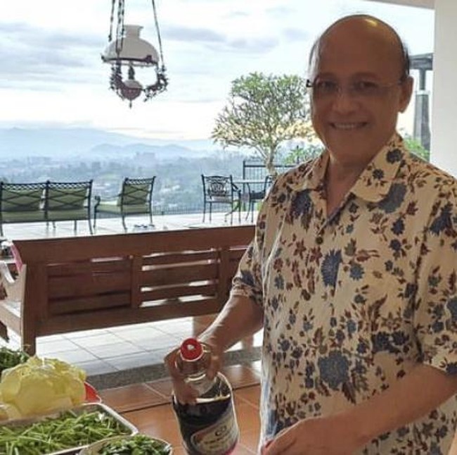 Selamat! Mario Teguh Jadi Kakek