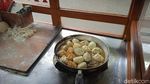 Viral! Kuotie Halal di Bandung Ini Terjual 1.000 Buah Per Hari