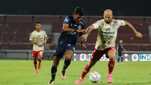 Laga Arema FC vs Bali United