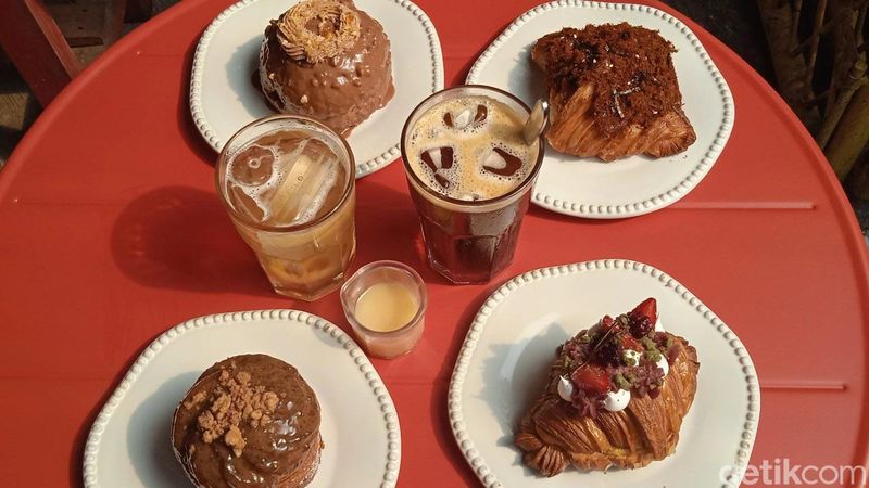 Yummy! Renyah Legit Pastry Hidden Gem di Dalam Gang Pancoran Glodok