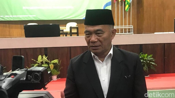 Menko PMK Muhadjir Effendy di acara National Cooperatif Summit 2023 di Jogja, Sabtu (22/7/2023).