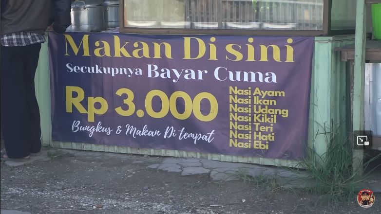 Nasi rames seharga Rp 3.000 per porsi ada di Banjarmasin