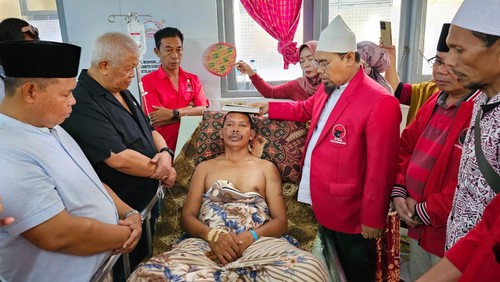 Pengambilan sumpah kepada bacaleg PDIP berinisial S di RSUD Lombok Barat, Kamis (22/7/2023). (Foto: Helmy Akbar/detikBali)