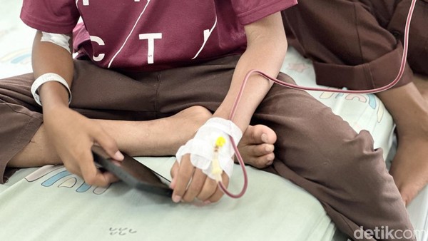Potret Anak Thalasemia yang Harus Transfusi Darah Rutin Seumur Hidupnya