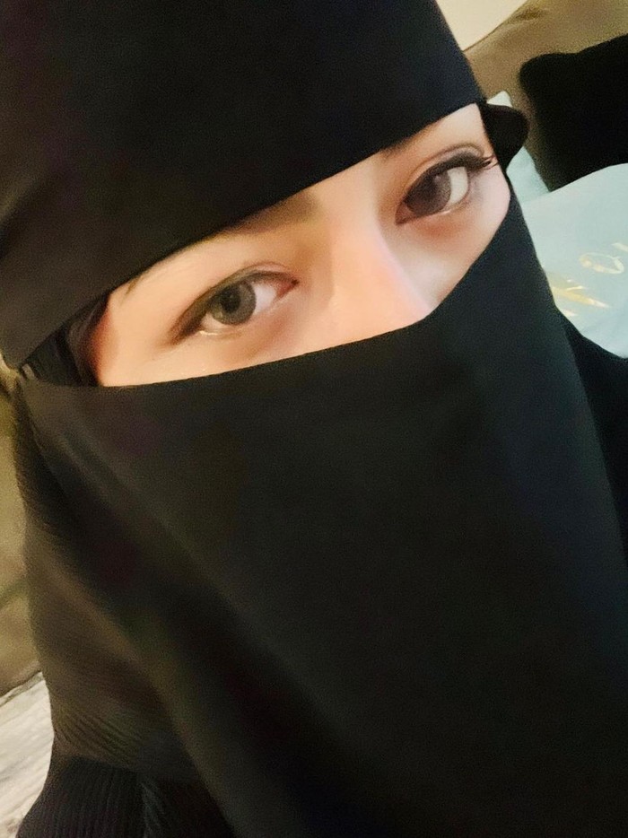Ratu Rizky Nabila bercadar