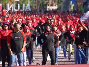 Bupati Klaten Apresiasi Gelaran Zumba Massal yang Diikuti Kader Kesehatan