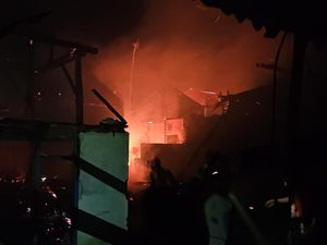 9 Rumah di Jember Ludes Terbakar dalam Semalam, Kerugian Ditaksir Rp 500 Juta