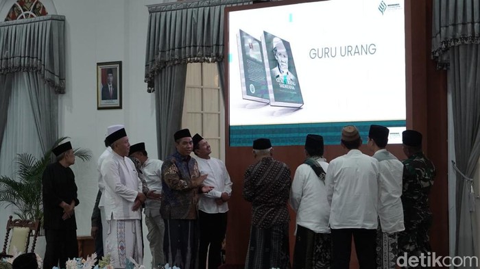 Acara peringaran haul ke-36 sosok ulama Sumedang K. H. Muhammad Syatibi Bin K. H. R. Jazuli di Gedung Negara, Sumedang, Sabtu (22/7/2023)