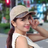 Belakangan ini, Angel Karamoy digosipkan dengan Boris Bokir. Namun ia menepis gosip itu.  Foto: Dok. Instagram @realangelkaramoy