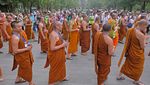 Melihat Umat Buddha Ikuti Arak-arakan Bakti Yatra di Borobudur