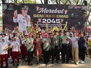Pemkot Madiun Bagikan 9.400 Chromebook untuk Siswa SD dan SMP