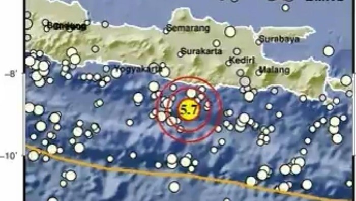 Gempa M 5,7 guncang Pacitan, Jatim.