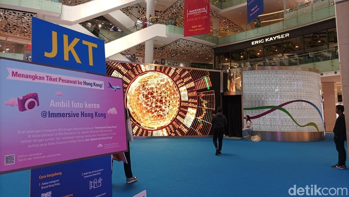 Immersive Hong Kong