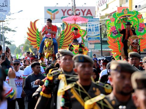 Inisiator kegiatan parade seni budaya dan jalan sehat, Maruarar Sirait di Majalengka