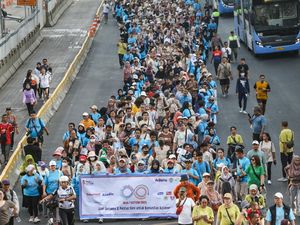 Jalan Sehat Bersama Komunitas Autism di Kawasan Sarinah